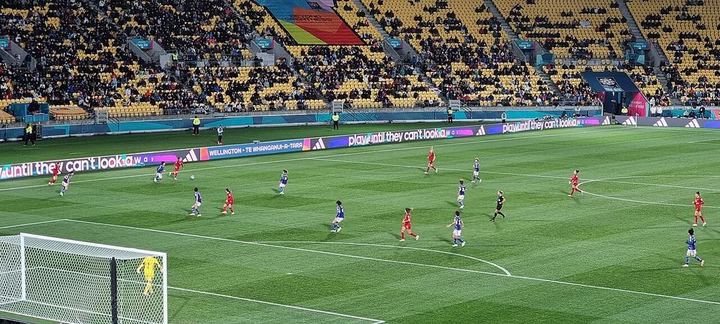 22轮独造22球！18岁天才世界波+戴帽 11.1亿豪门4-1完爆联赛第三｜乐竞体育首页（封面配图）